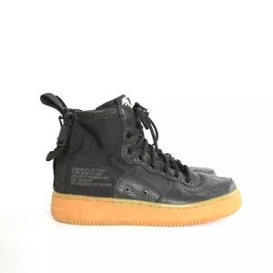 NIKE Sf Af1 Special Field Air Force 1 Mid black GUM Woman's US 7